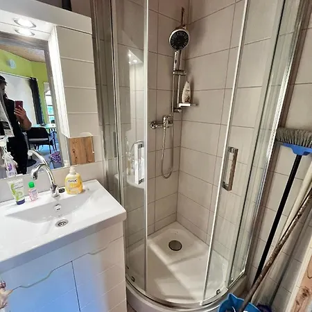 Piedone Apartman *